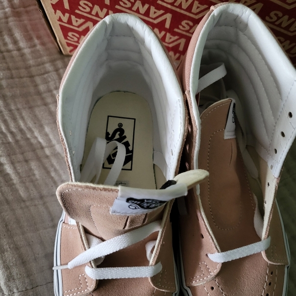 Vans Sk8 Hi Mahogany Rose and True White Women 5 VNOA38GEQQ6 (2019) - Picture 3 of 7